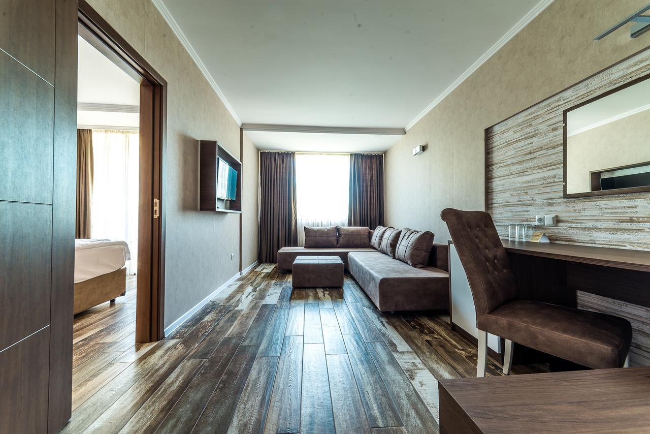 Hotel Baikal サニービーチ エクステリア 写真